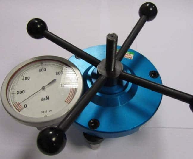 Appareil de mesure d'adhérence -Diagnostic