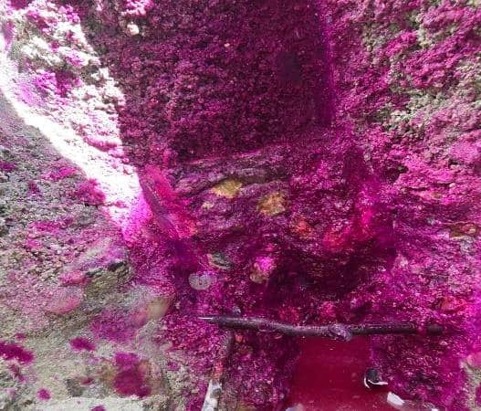 Essai de carbonatation à la phénolphtaléine sur la dalle d'un balcon
