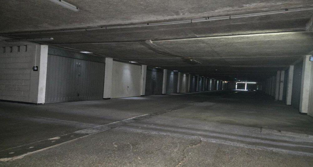 Le parking en sous-sol étudié : la dalle haute et ses poutres en béton armé